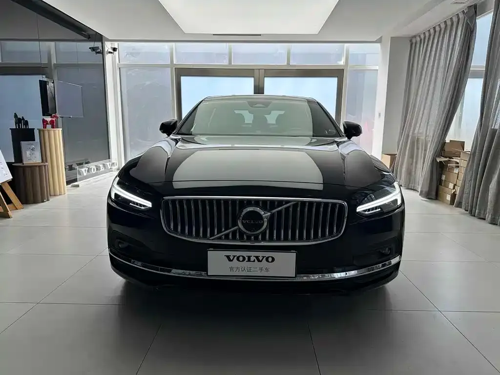 Volvo S90 — фото 7