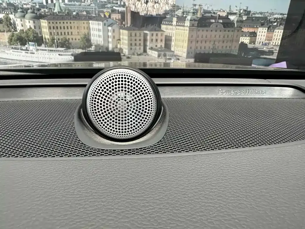 Volvo S90 — фото 9