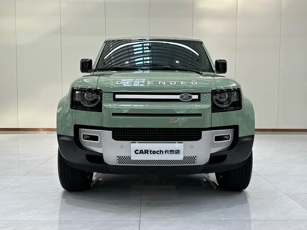 Land Rover Defender — фото 6