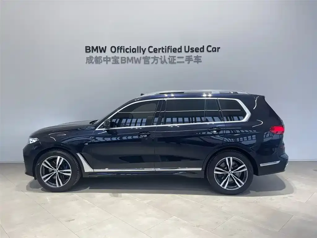BMW X7 — фото 2