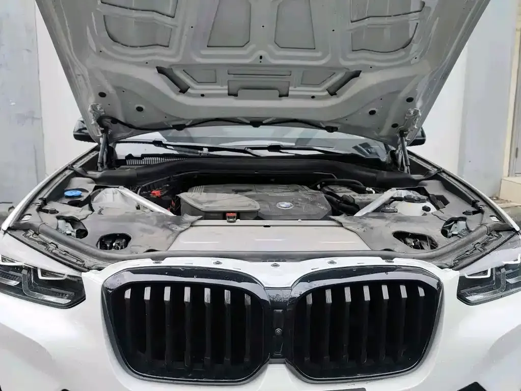 BMW X3 — фото 10