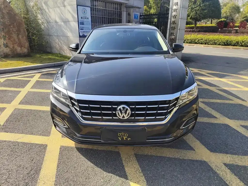 Volkswagen Passat — фото 9