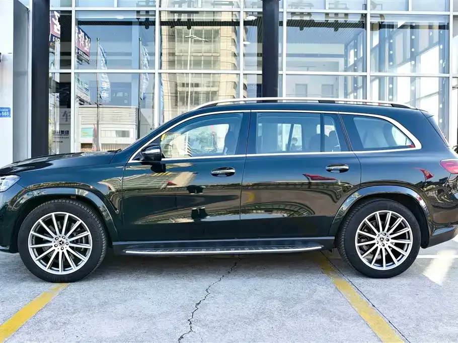 Mercedes-Benz GLS — фото 7