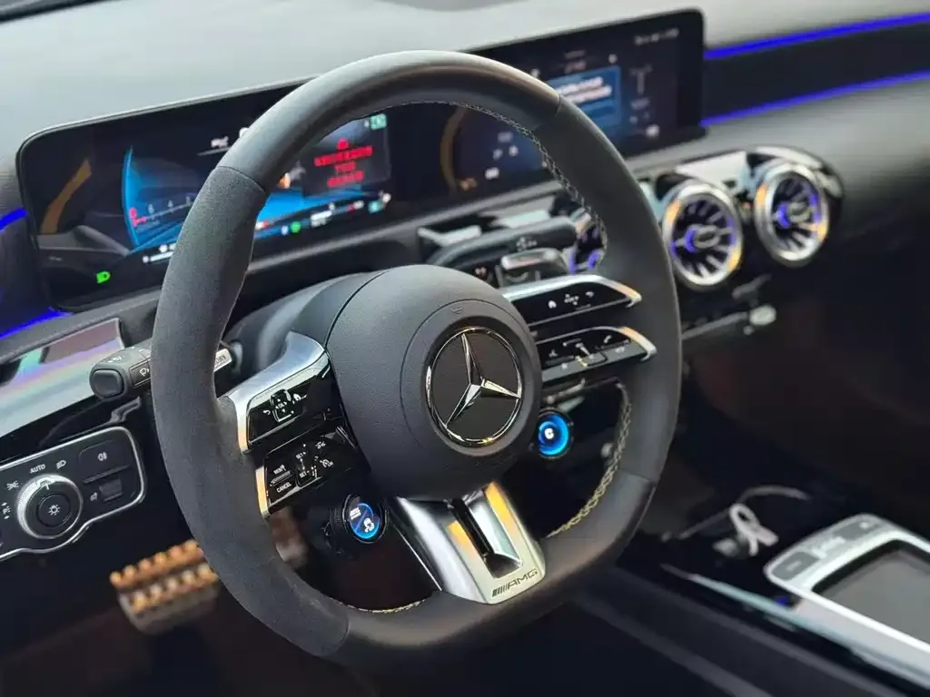 Mercedes-Benz A-Class AMG (Import) — фото 3