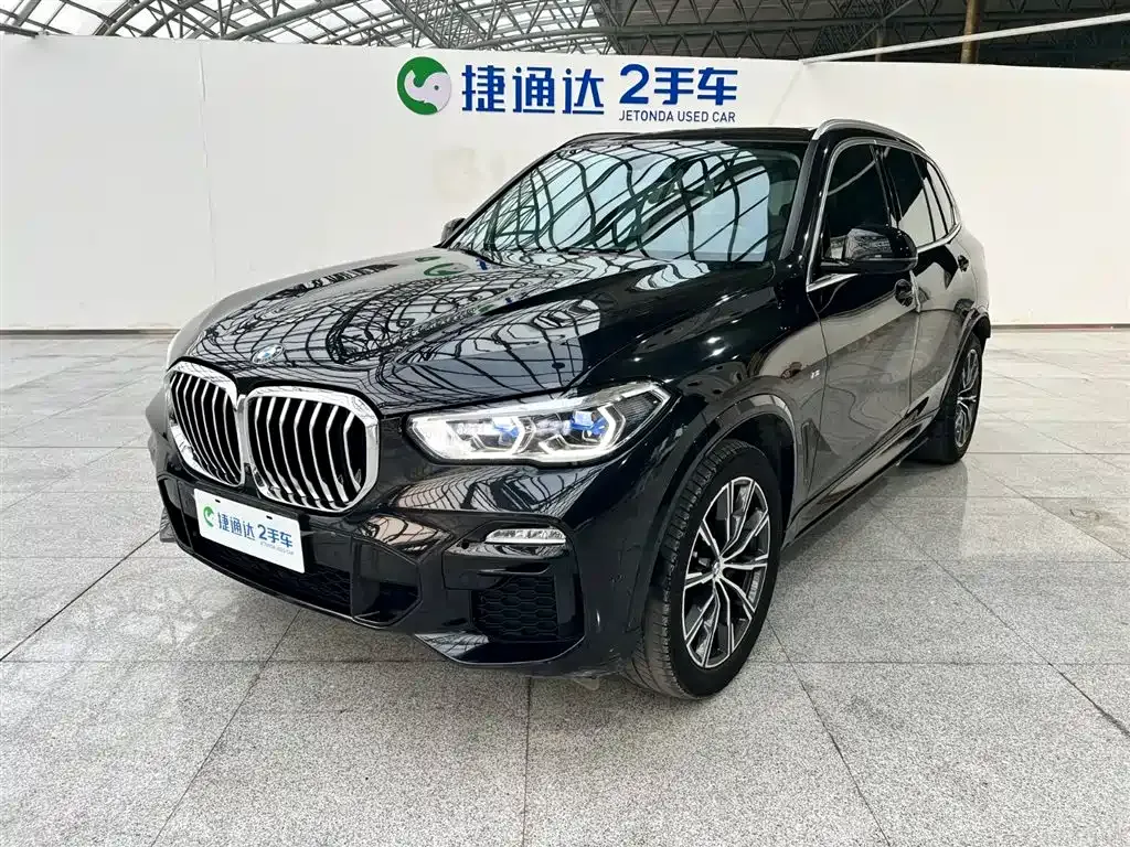 BMW X5 (Import) — фото 1