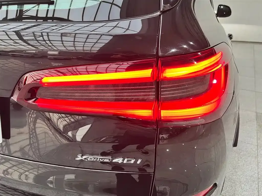 BMW X5 (Import) — фото 2