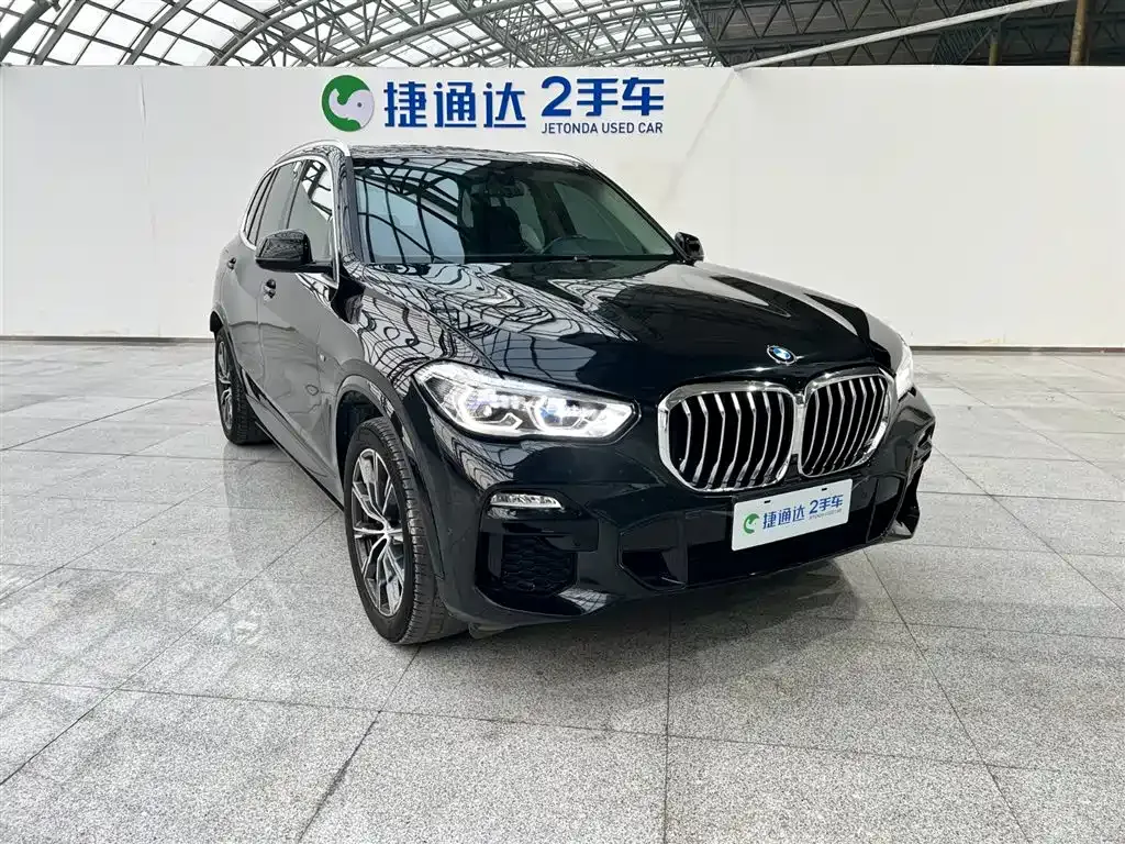 BMW X5 (Import) — фото 6