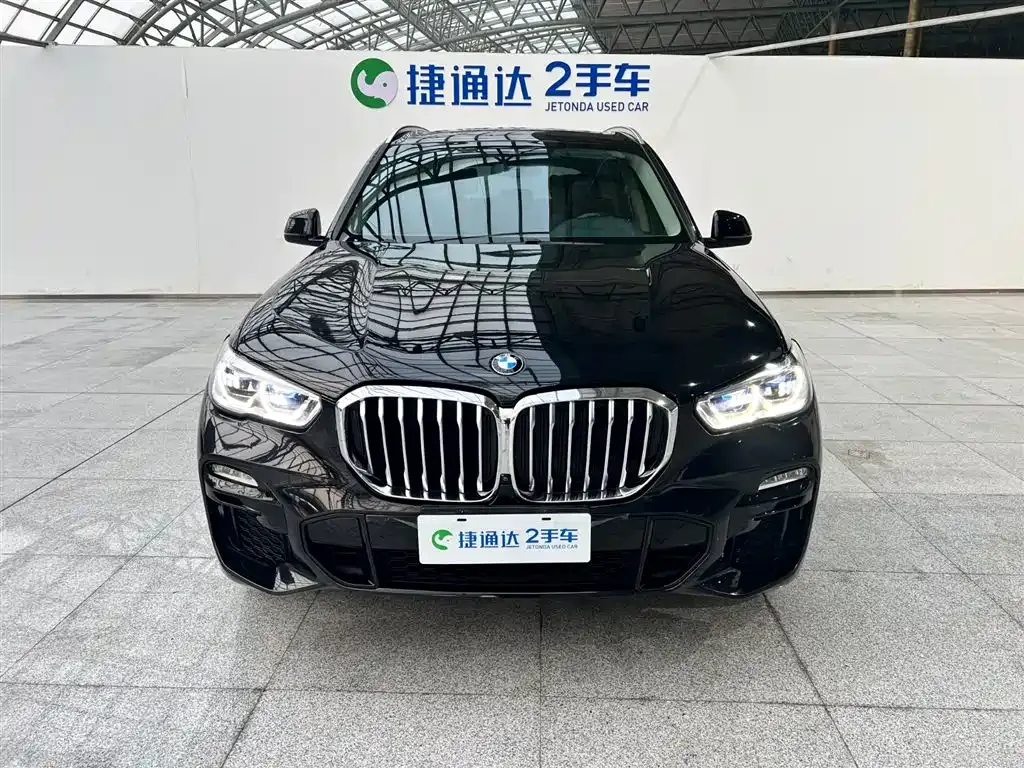 BMW X5 (Import) — фото 8