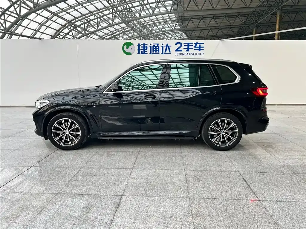 BMW X5 (Import) — фото 5