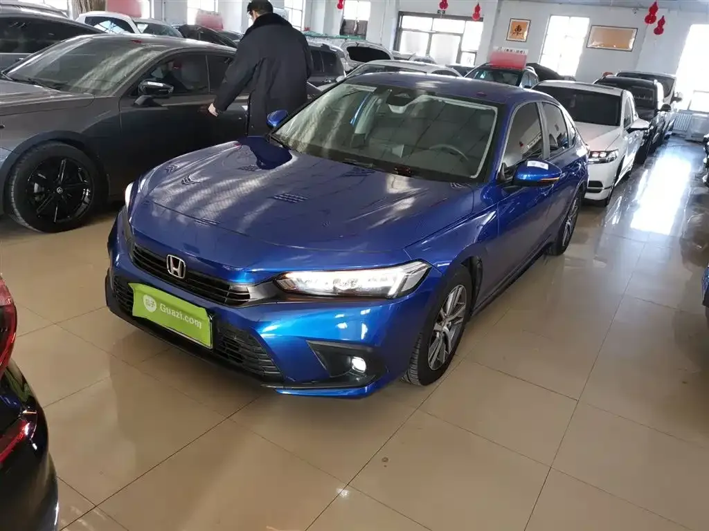 Honda Civic — фото 1