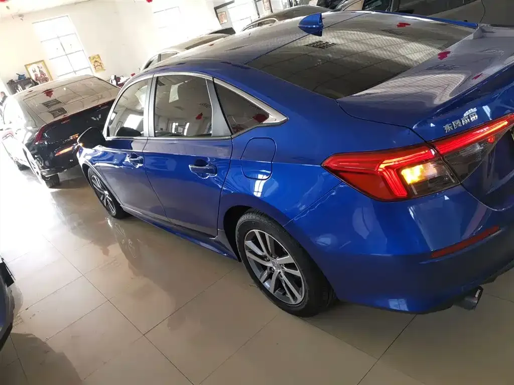 Honda Civic — фото 5