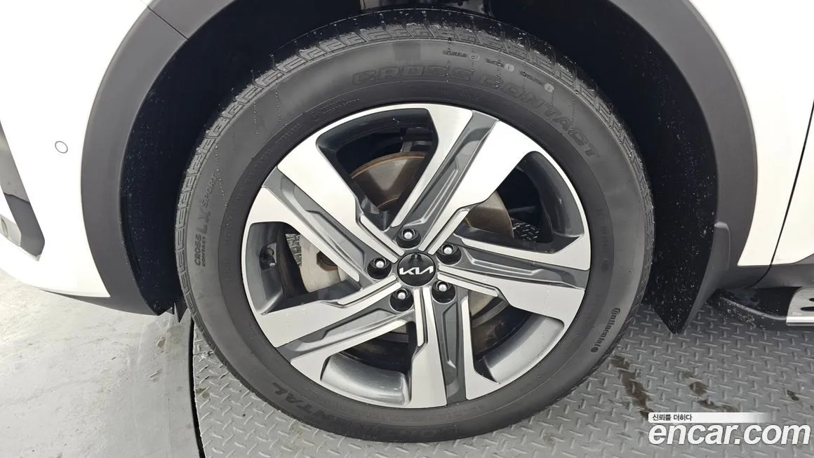 Kia Sorento — фото 5