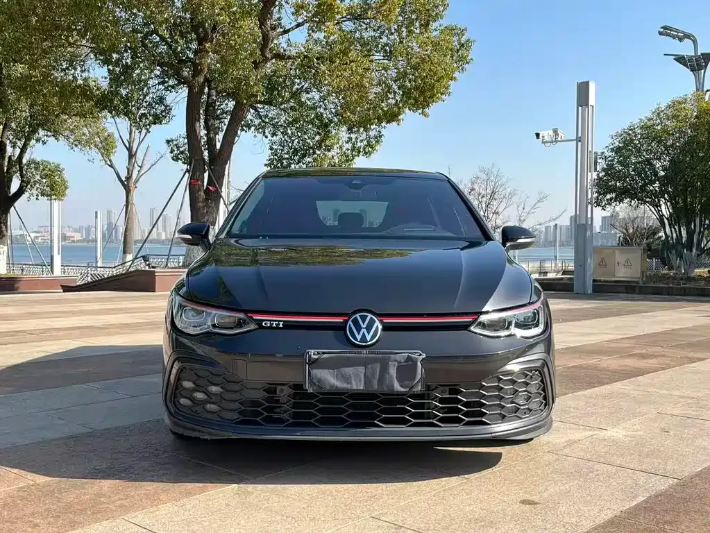 Volkswagen Golf GTI — фото 2