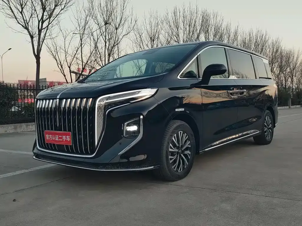 Hongqi HQ9 — фото 1