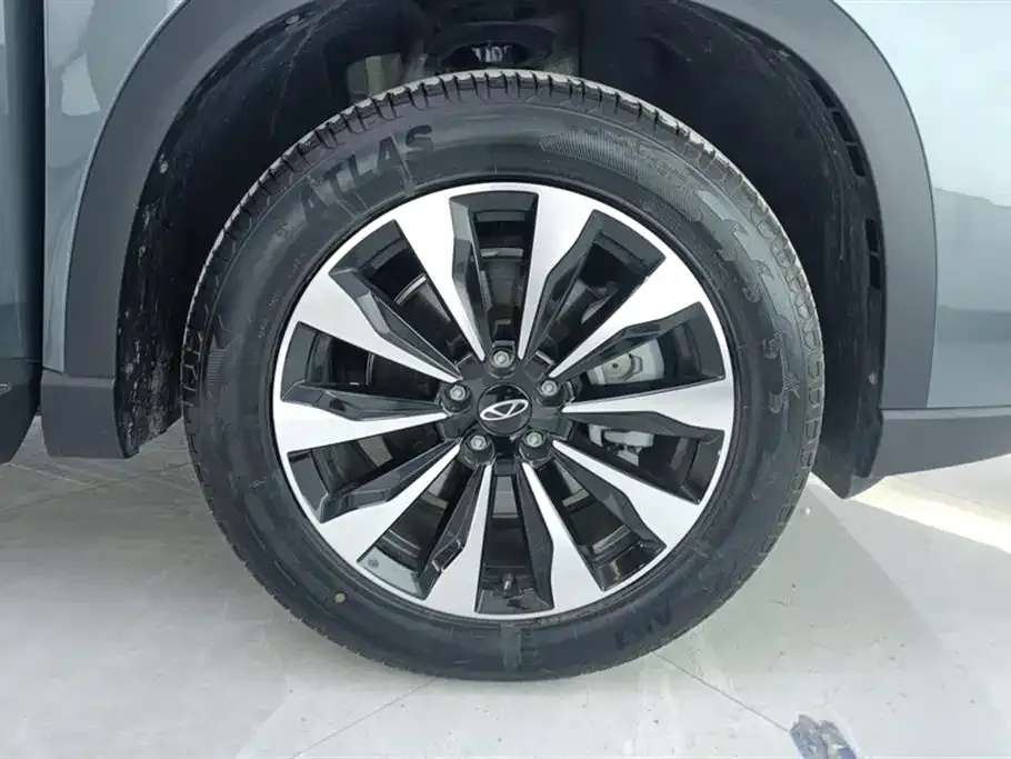 Chery Tiggo 8 PLUS — фото 3