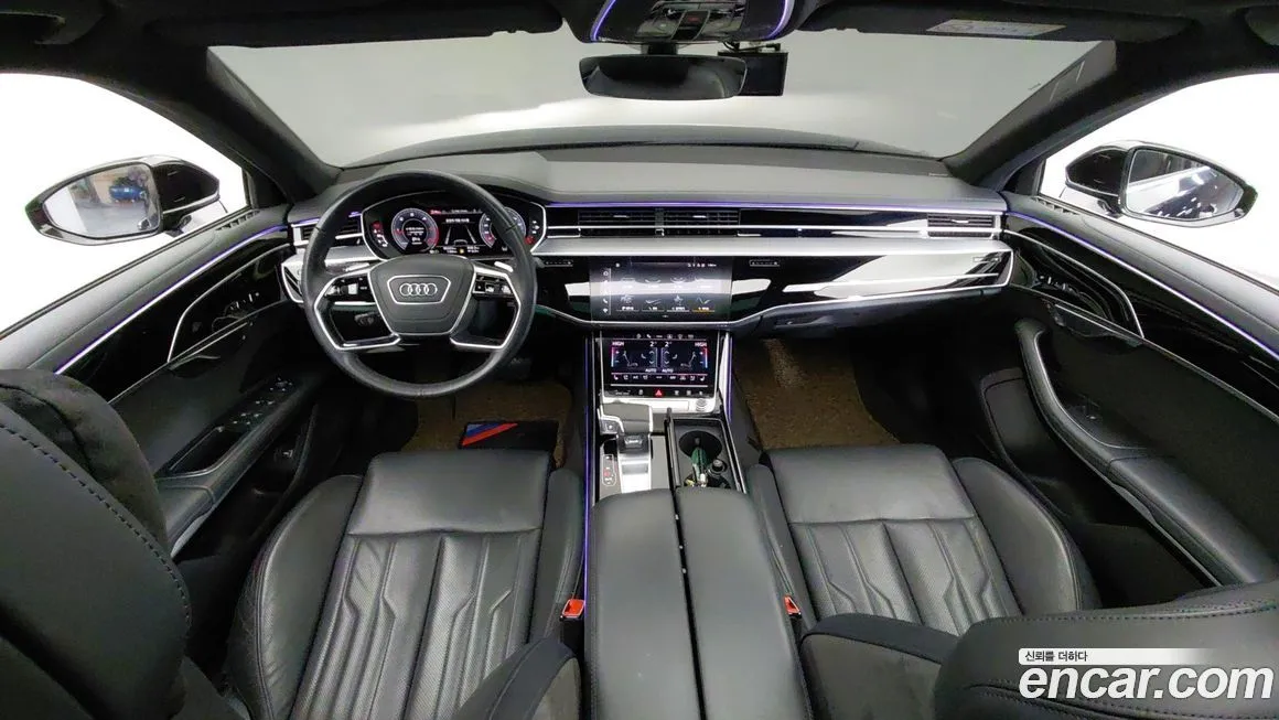 Audi A8 — фото 7