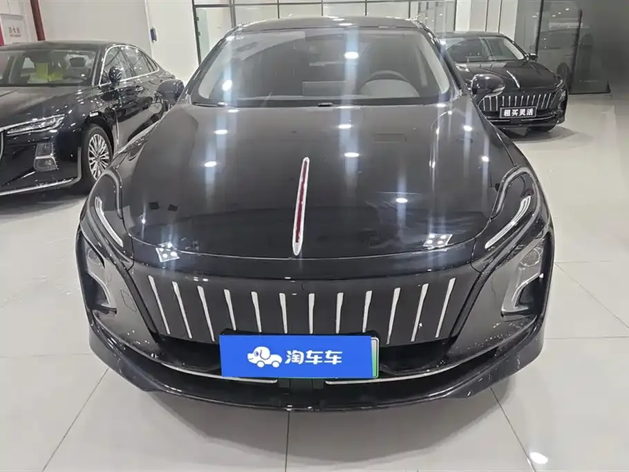 Hongqi E-QM5 — фото 10