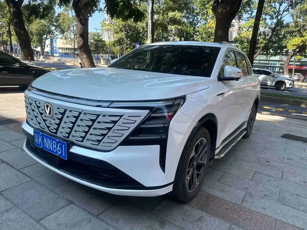 Changan CS75PLUS — фото 5