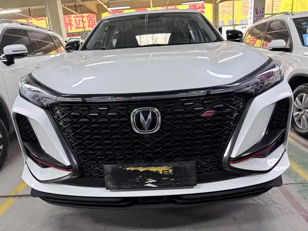 Changan CS75PLUS — фото 2