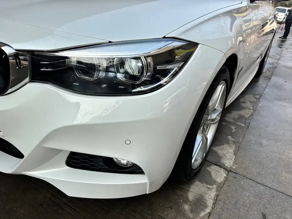 BMW 3 Series GT — фото 7