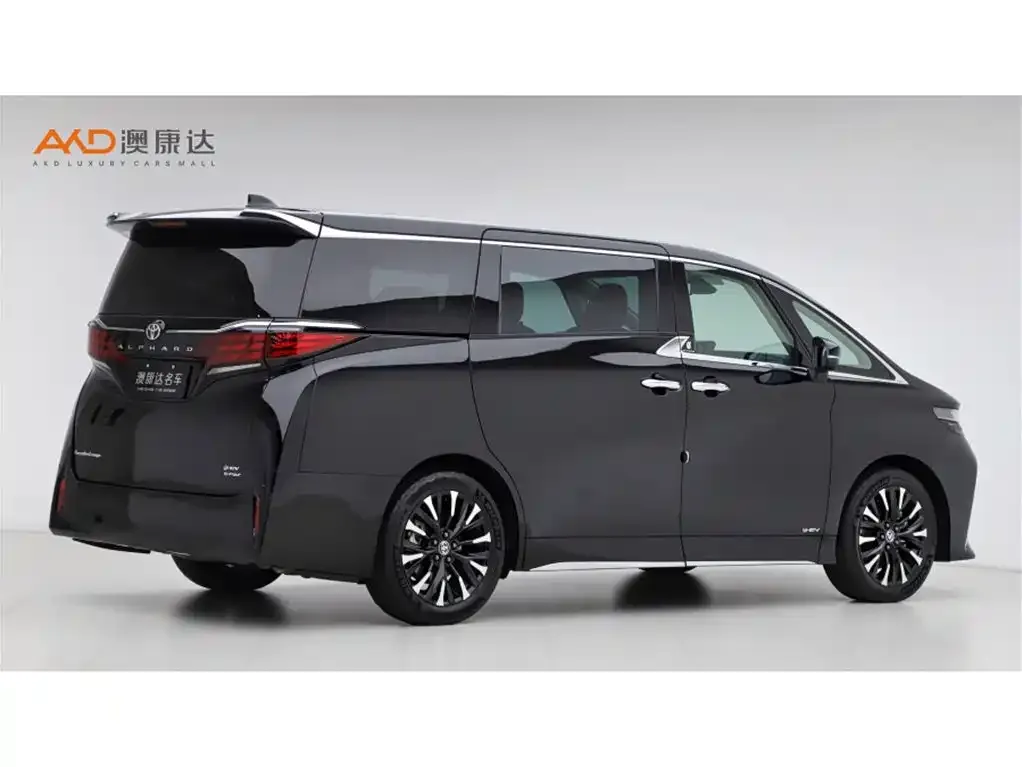 Toyota Alphard — фото 9