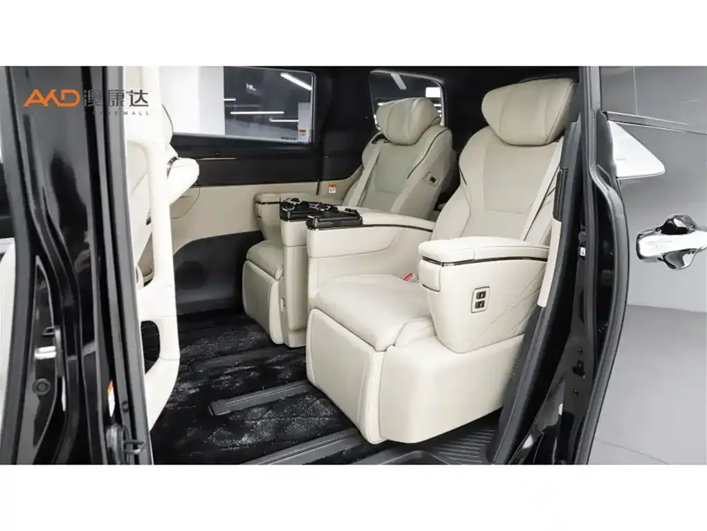 Toyota Alphard — фото 4