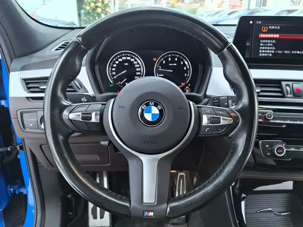 BMW X2 — фото 8