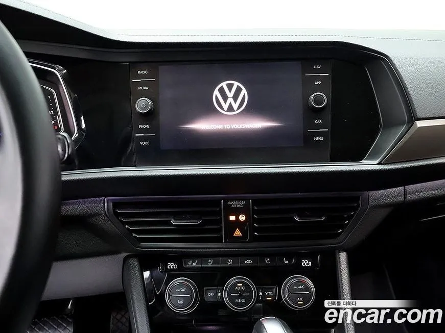 Volkswagen Jetta — фото 2