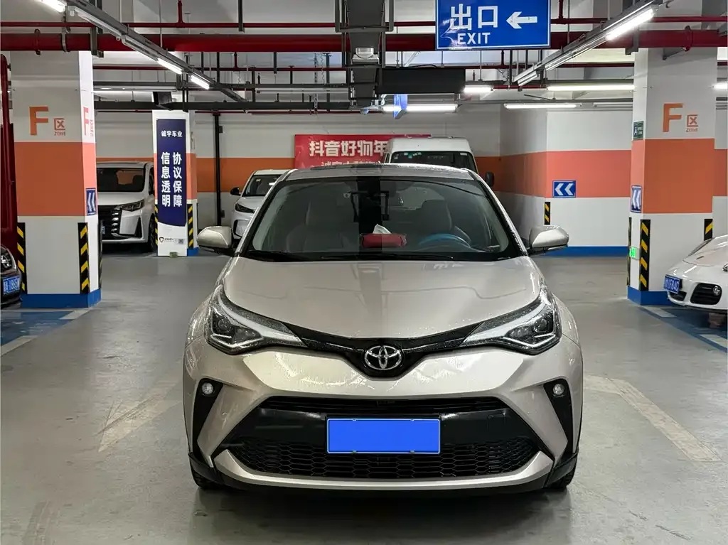 Toyota C-HR — фото 4