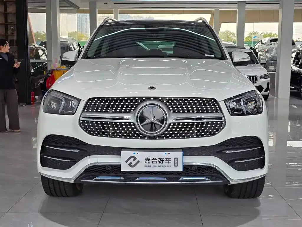 Mercedes-Benz GLE — фото 6