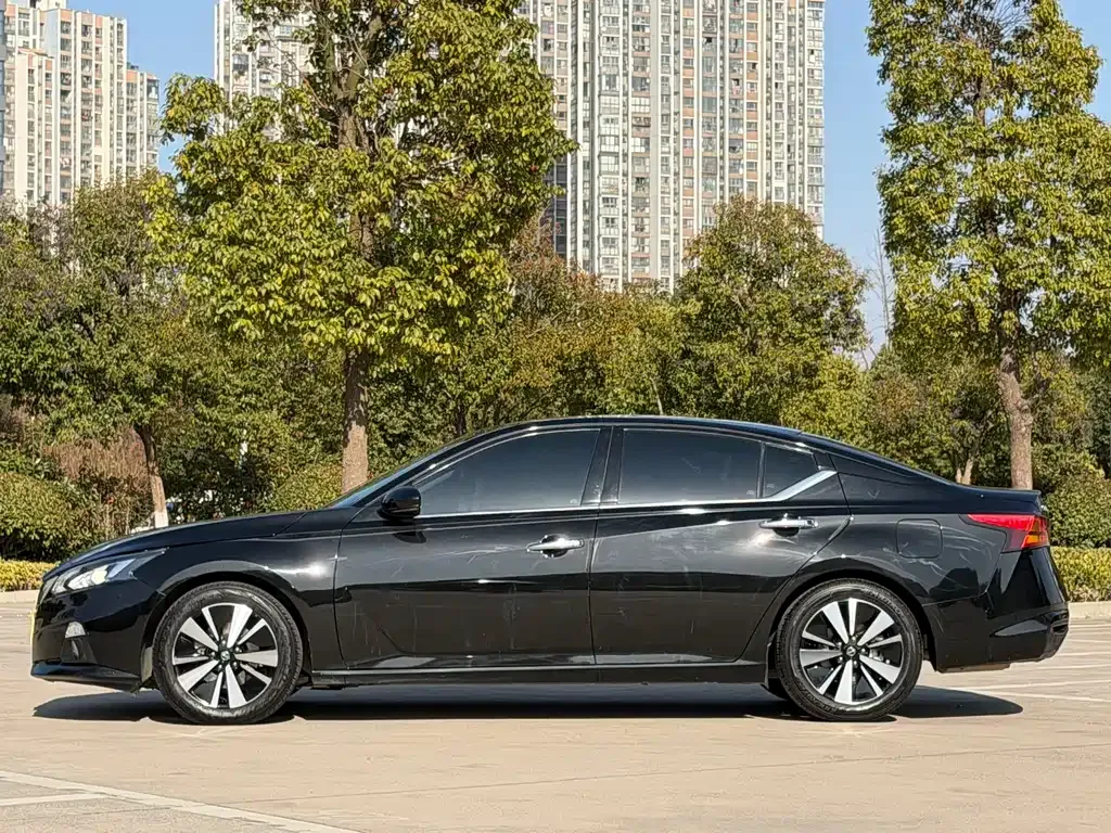 Nissan Teana — фото 5