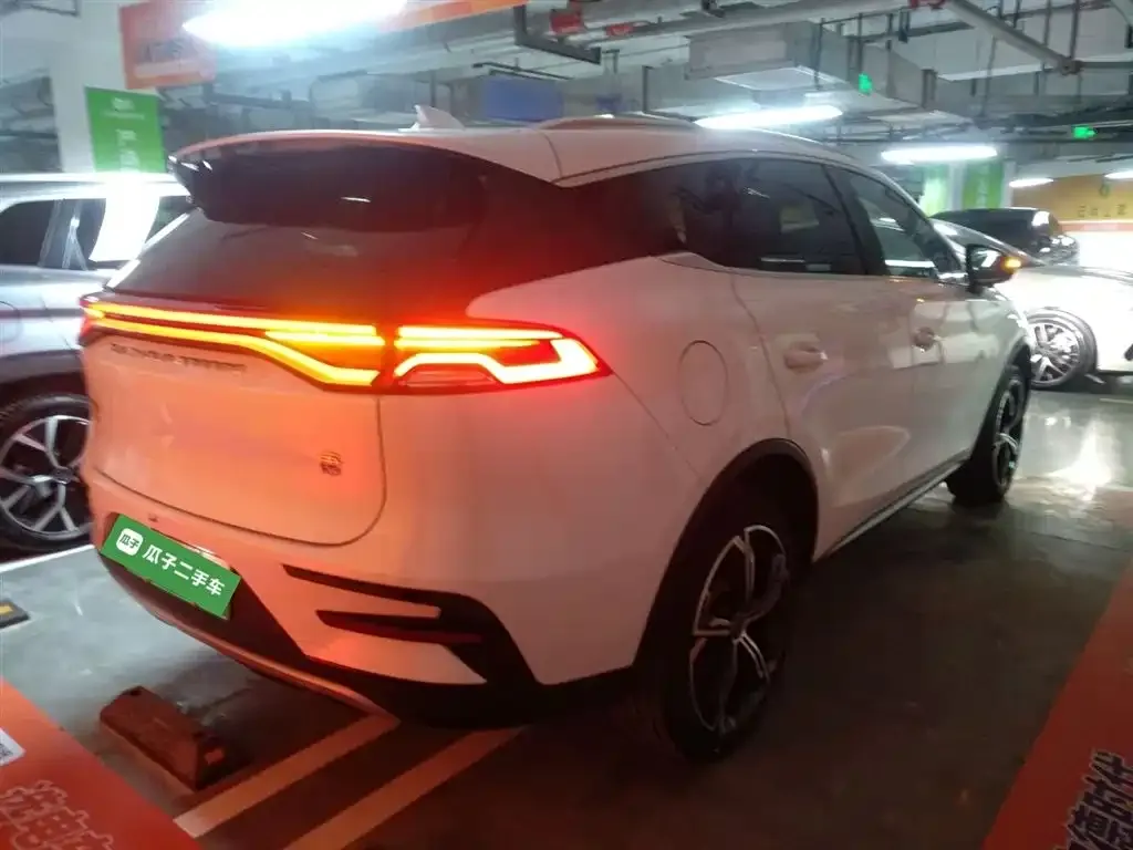 BYD Tang New Energy — фото 7