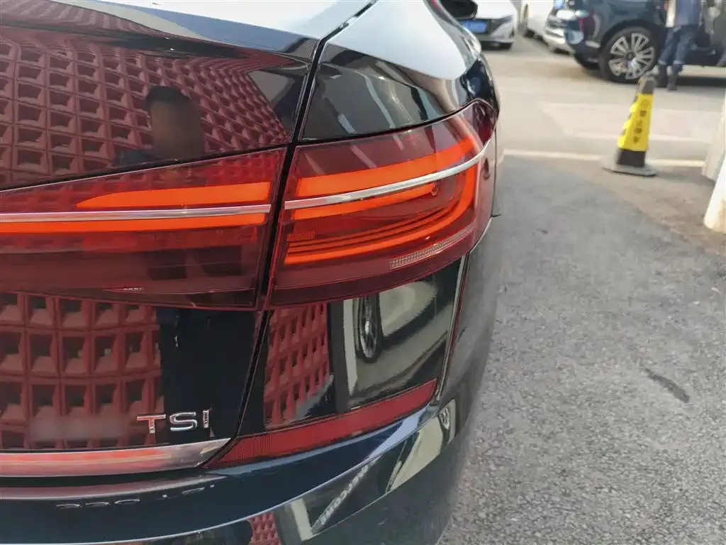 Volkswagen Passat — фото 6