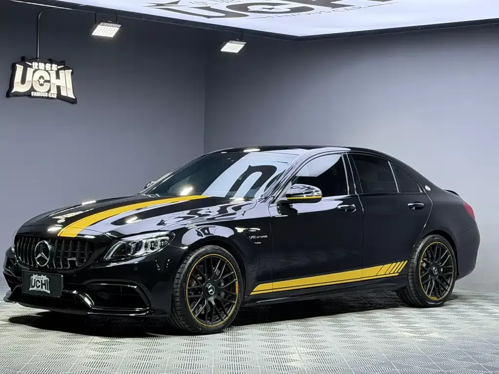 Mercedes-Benz C-Class AMG — фото 1