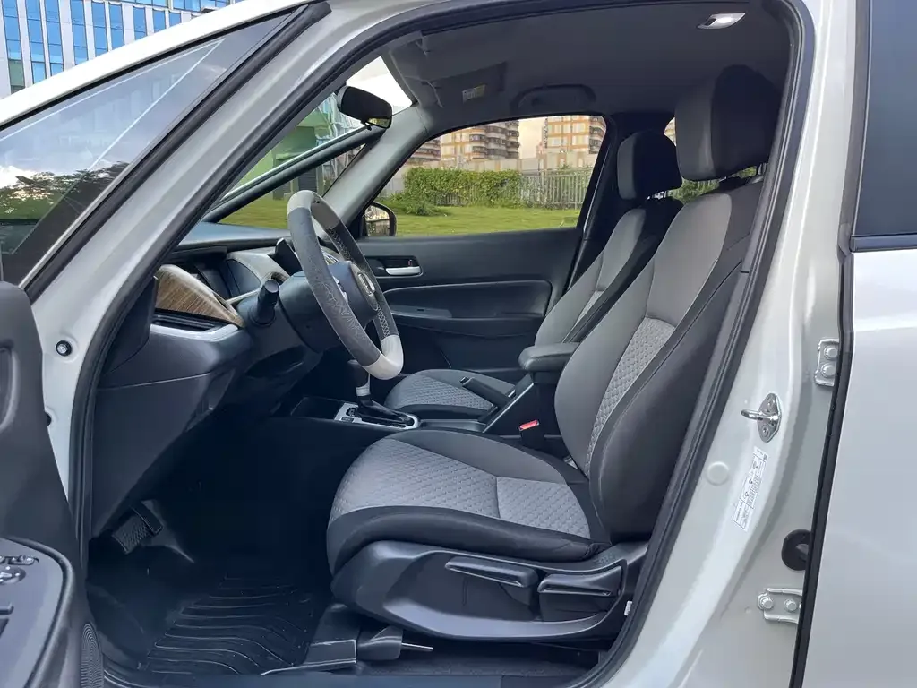 Honda Fit — фото 8