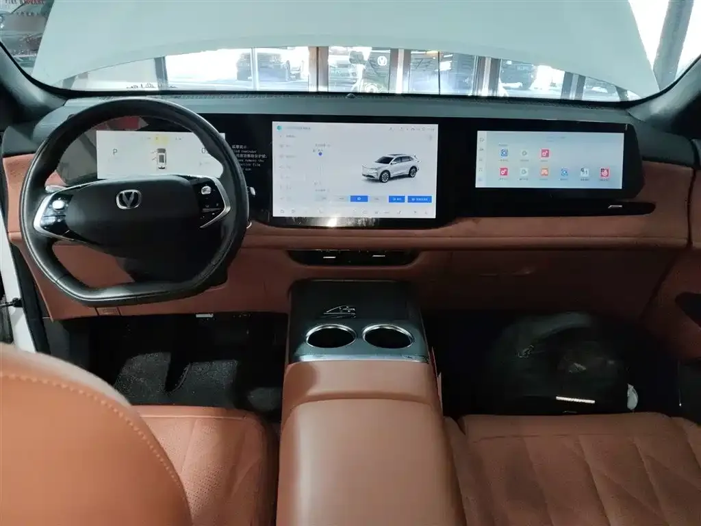 Changan CS75PLUS — фото 2