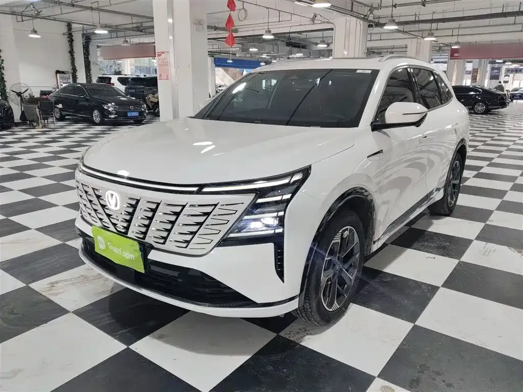 Changan CS75PLUS — фото 6