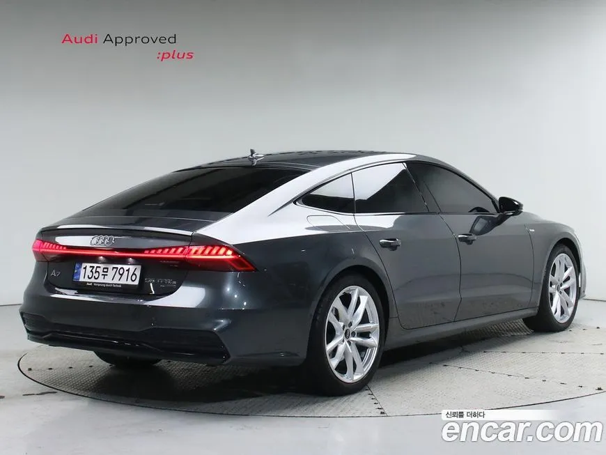 Audi A7 — фото 8