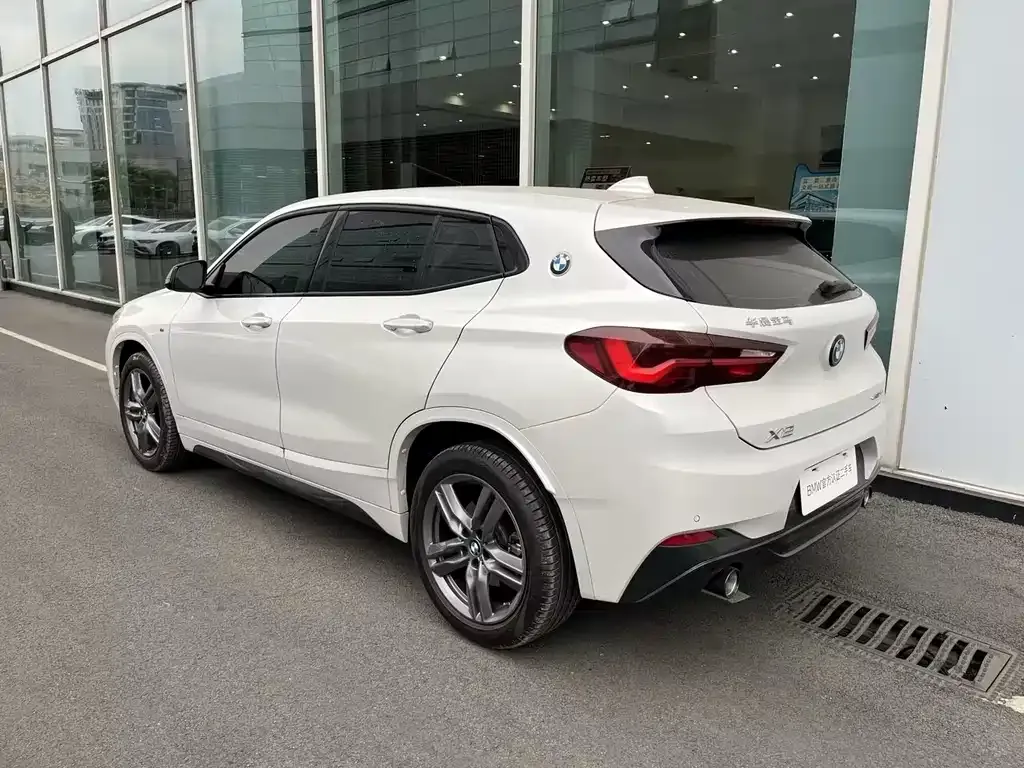 BMW X2 — фото 9