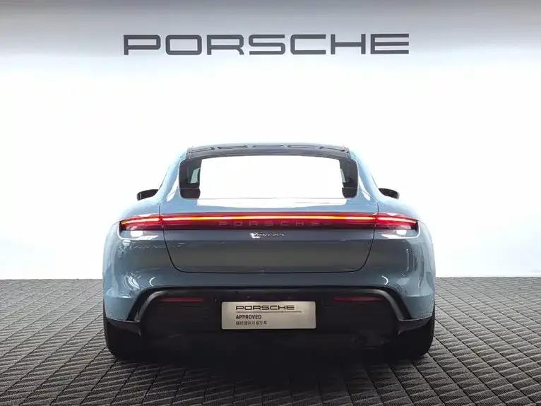 Porsche Taycan — фото 8
