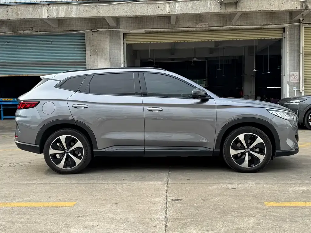 BYD PLUS New Energy — фото 4