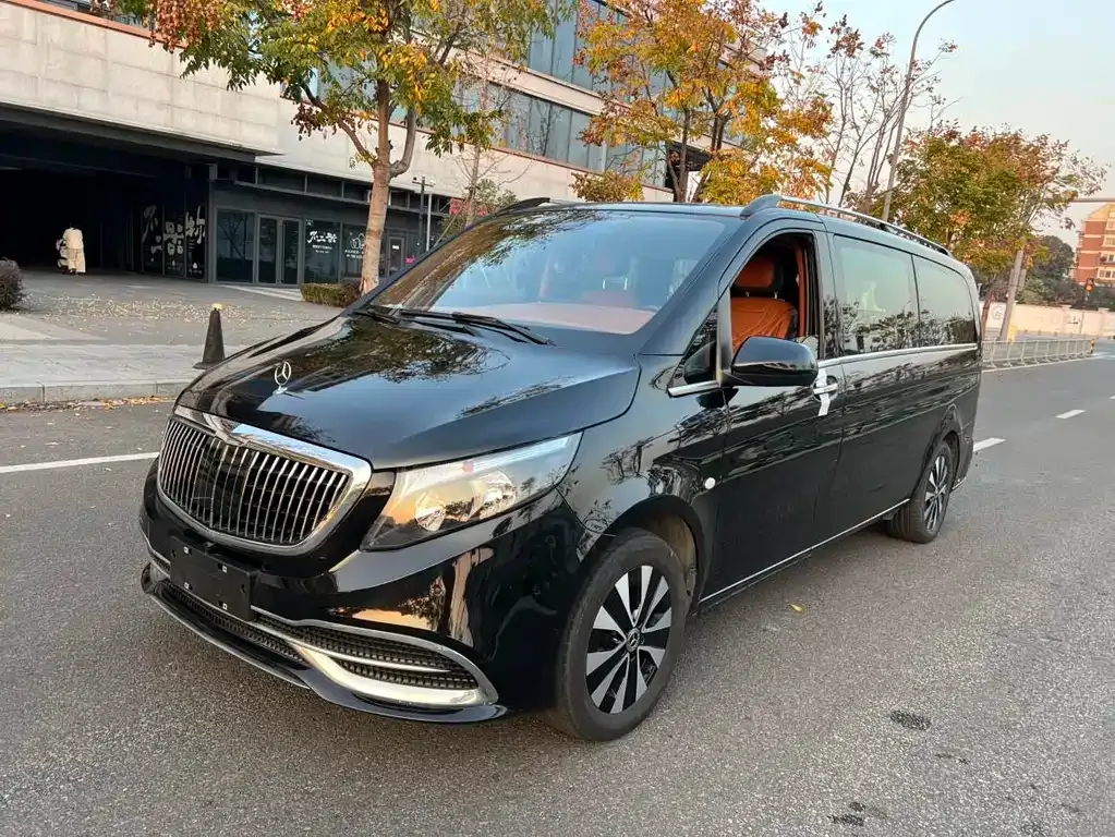 Mercedes-Benz Vito — фото 1