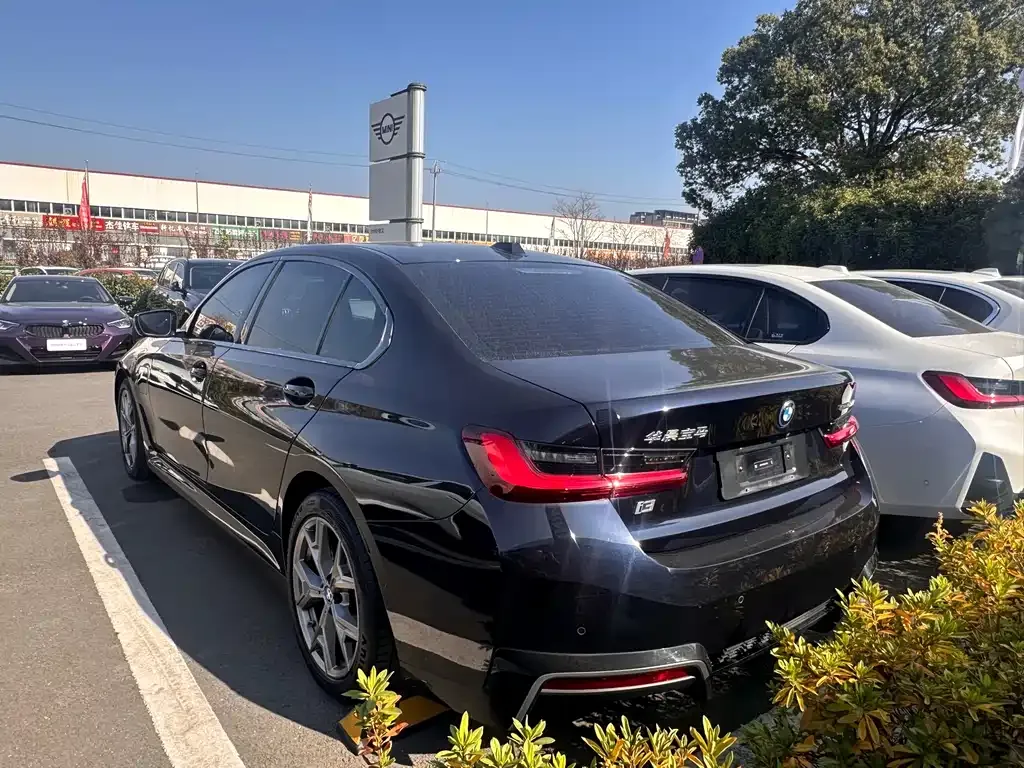 BMW i3 — фото 10
