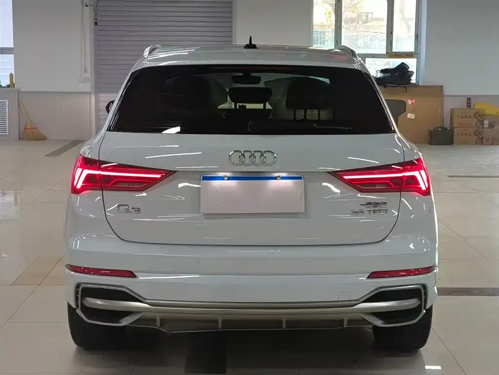 Audi Q3 — фото 6