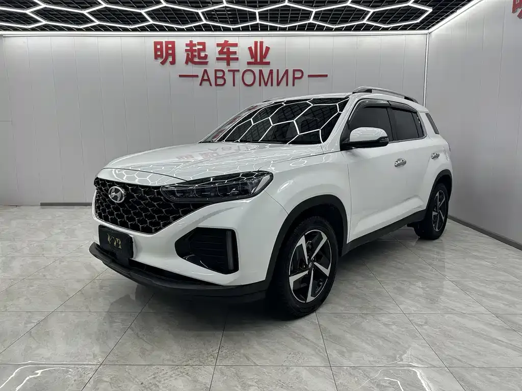 Hyundai ix35 — фото 1