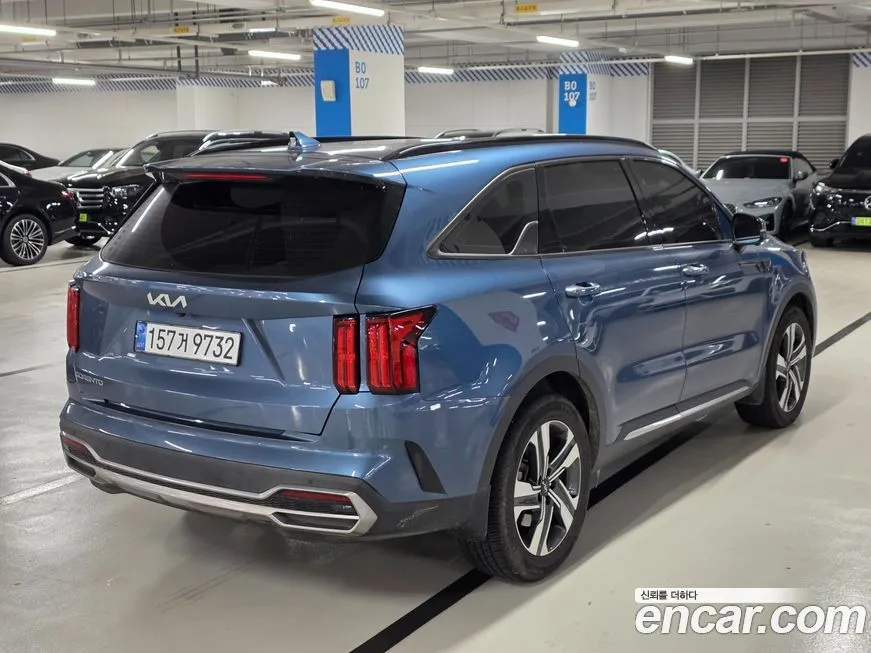 Kia Sorento — фото 5