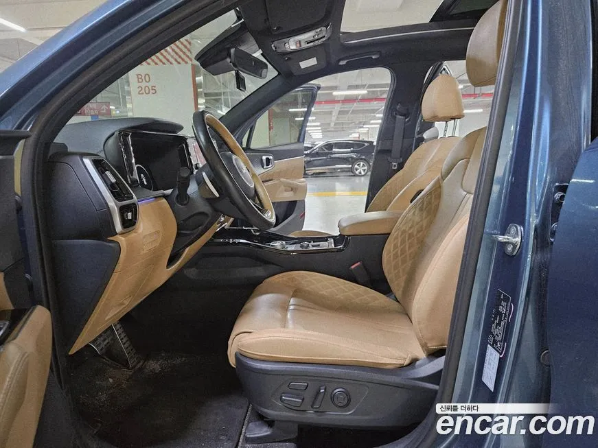 Kia Sorento — фото 10