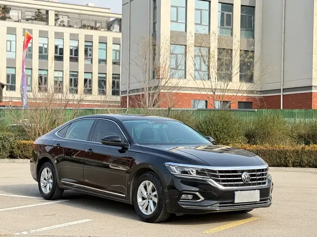 Volkswagen Passat — фото 3