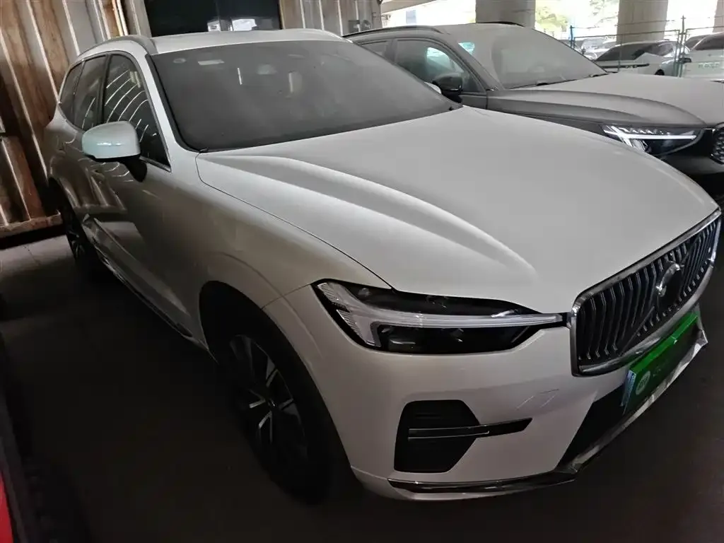 Volvo XC60 — фото 4
