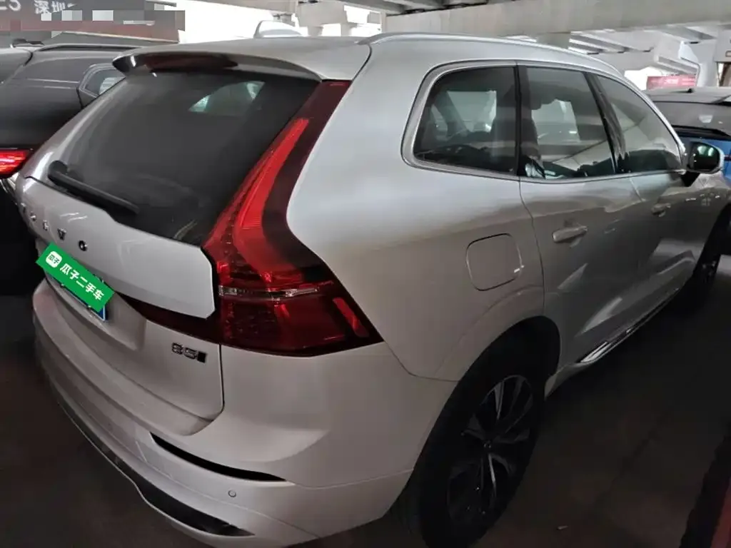 Volvo XC60 — фото 3